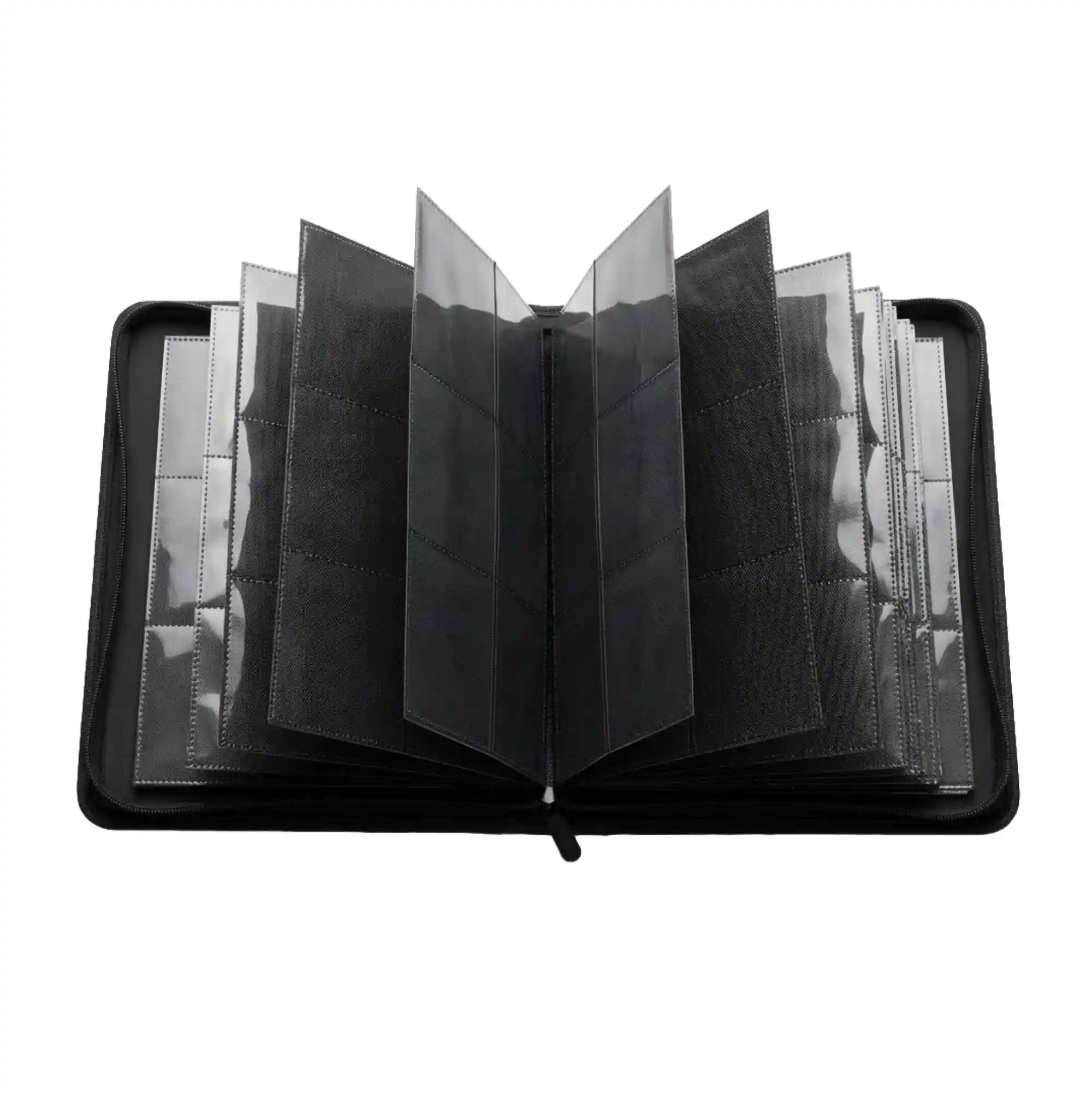 Offener großer Toploader Binder schwarz mit übersichtlich sortierten Karten in Topladern, perfekte Sammelmappe für komplette Sets und Highlight Karten