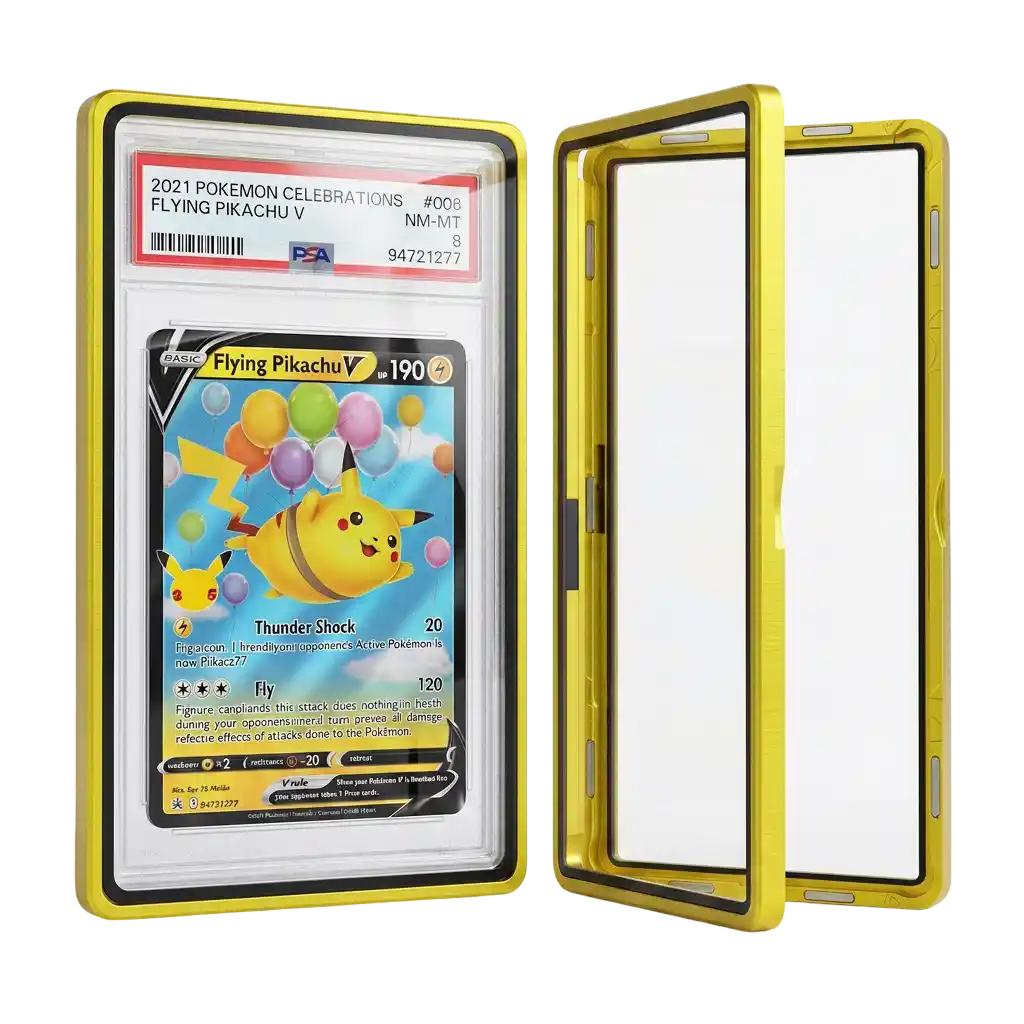 Graded Card Slab Bumper aus Aluminium und Hartglas mit UV‑Schutz, geöffnet mit PSA Slab und Pokémon Karte, Premium Schutzhülle für PSA CGC BGS